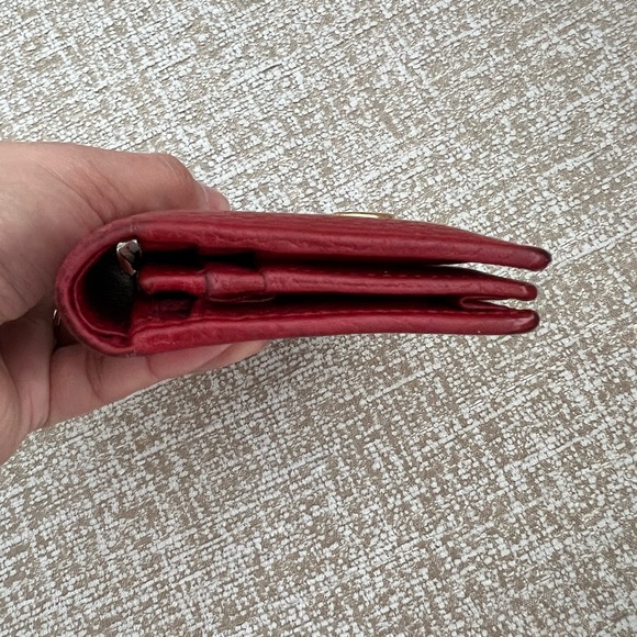 Authentic Gucci Leather Red GG Wallet - Picture 11 of 12